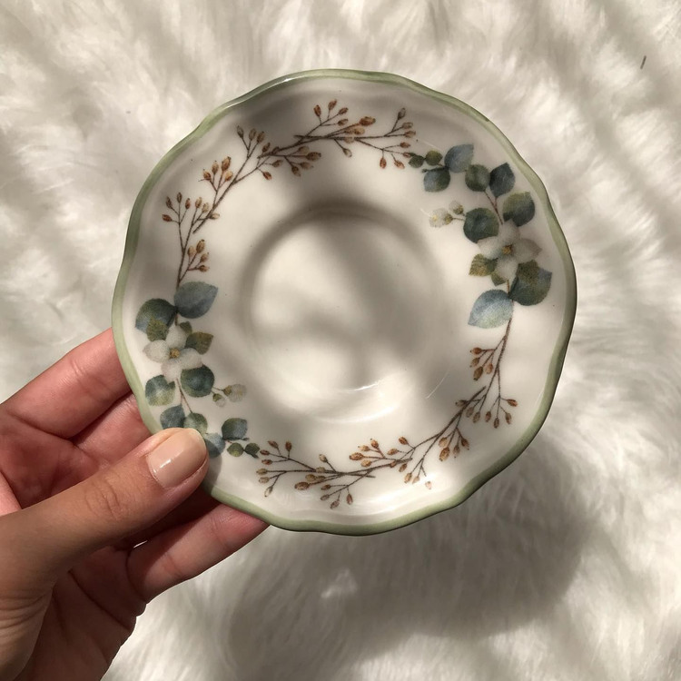 سرویس صبحانه و عصرانهخوری ۲۶ پارچه Bella Maison مدل Ocaliptus