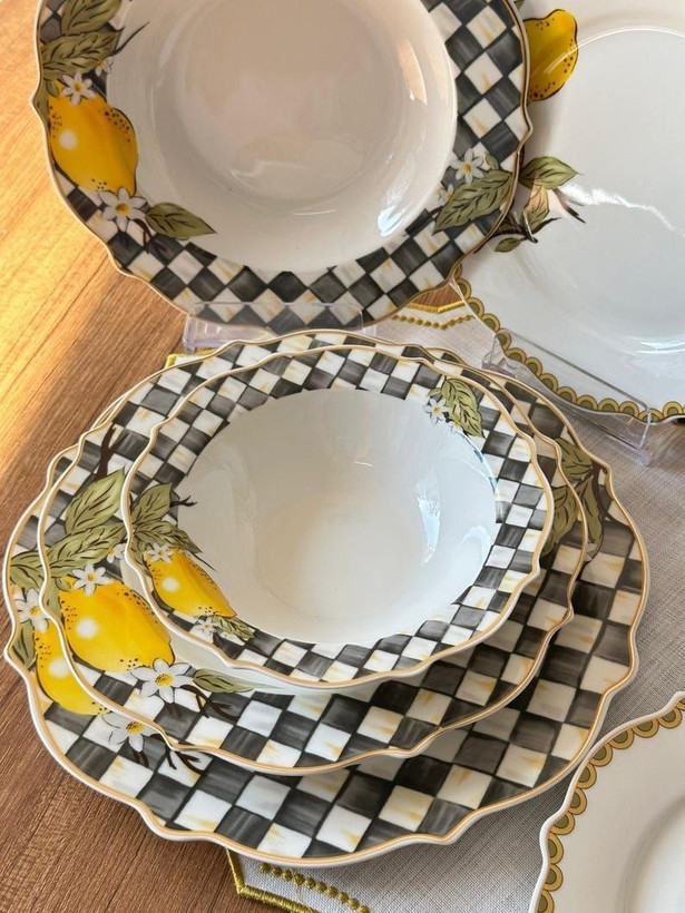 سرویس غذا خوری ۲۴پارچه طرح لیندا(linda) برند میس بتی